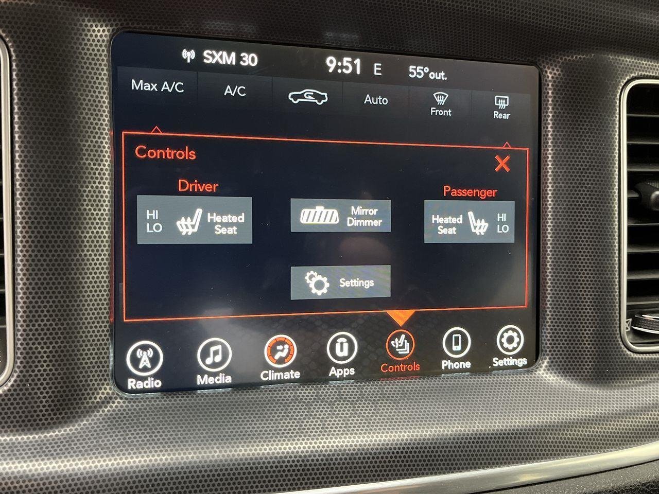 Used 2017 Granite Pearlcoat Dodge SXT image 19