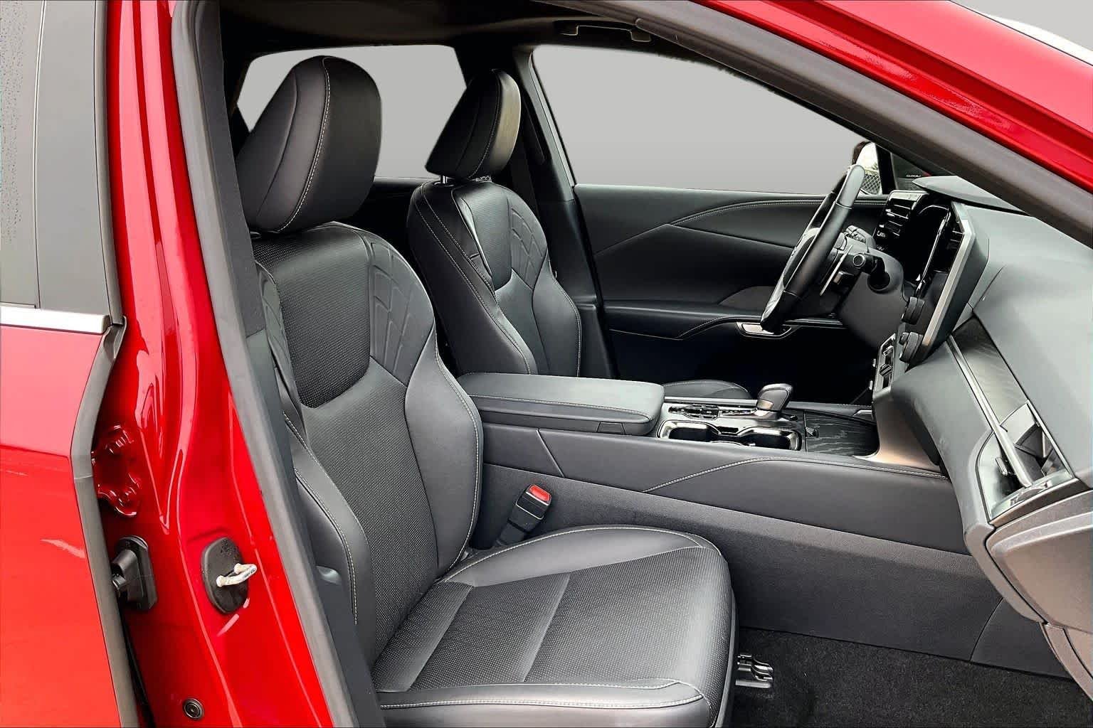 Used 2025 Matador Red Mica Lexus Premium Plus image 9