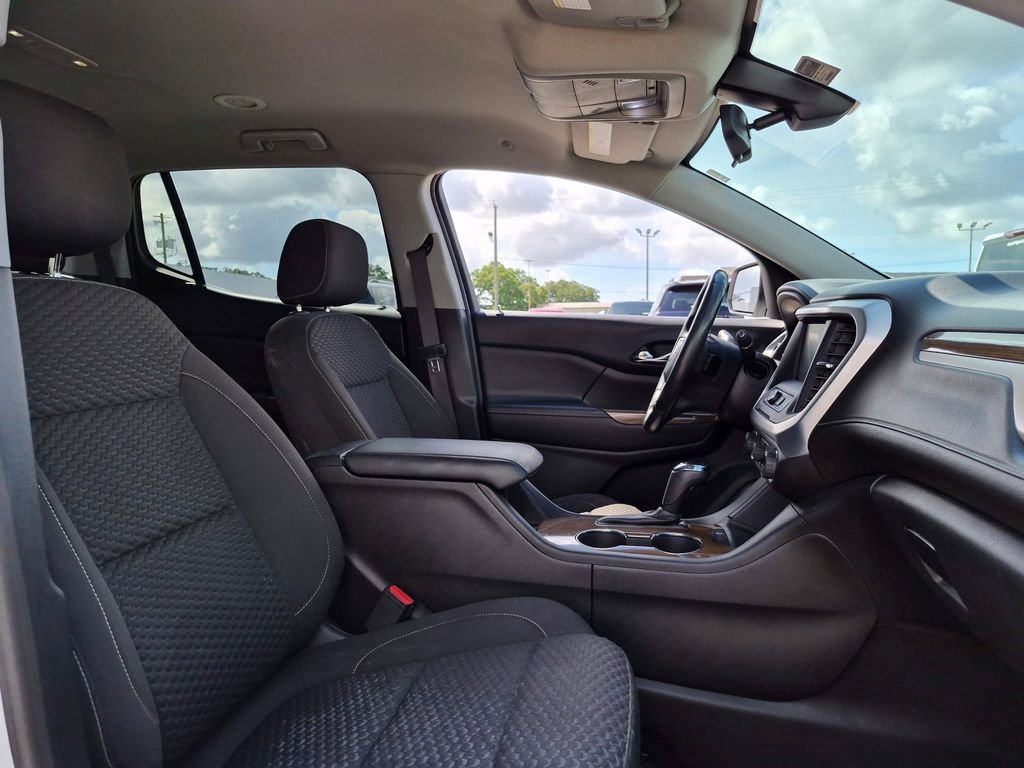 Used 2018 White GMC SLE-1 image 26