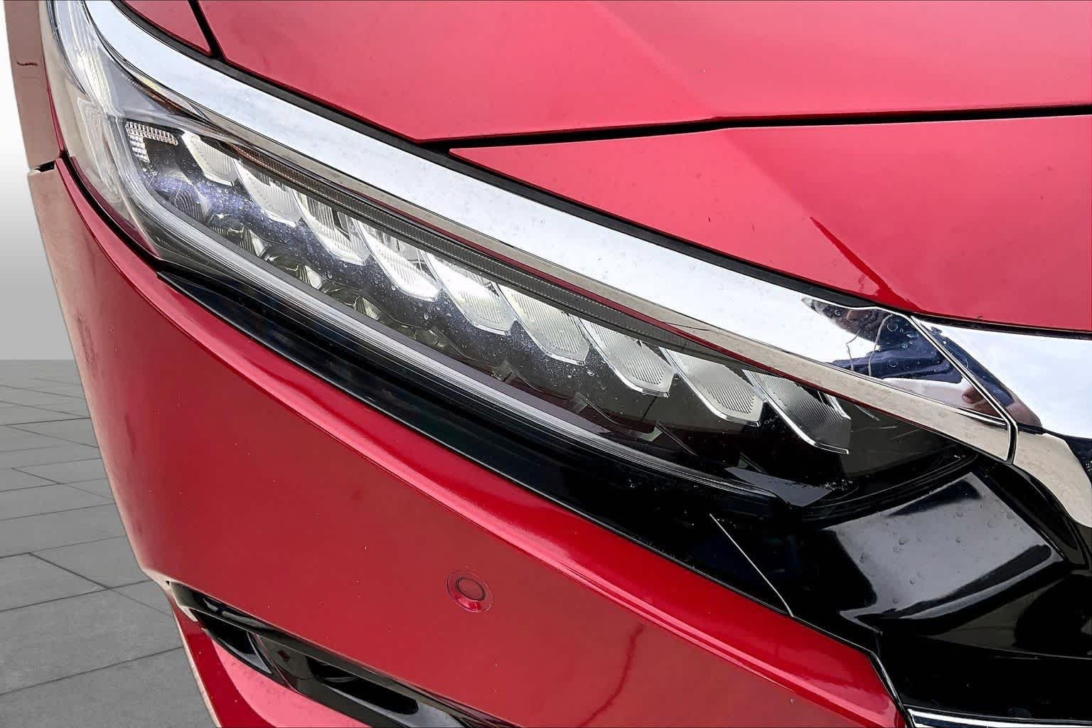 Used 2021 Radiant Red Metallic Honda Touring image 23