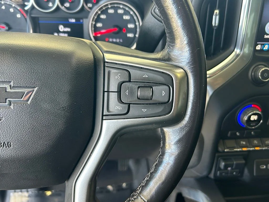 Used 2021 White Chevrolet RST image 40