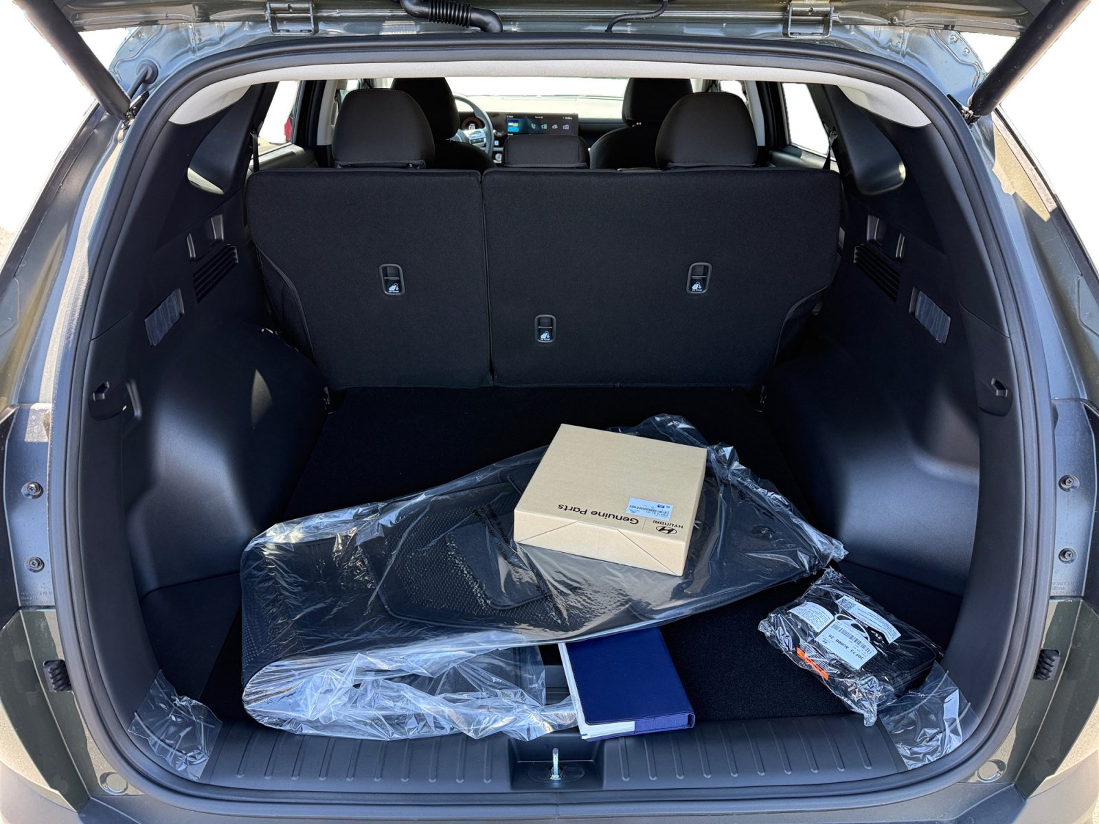 New 2026 Rockwood Green Hyundai SEL FWD image 17