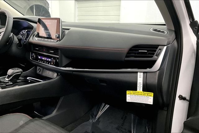 New 2026 Everest White Pearl Tricoat Nissan Rock Creek image 31