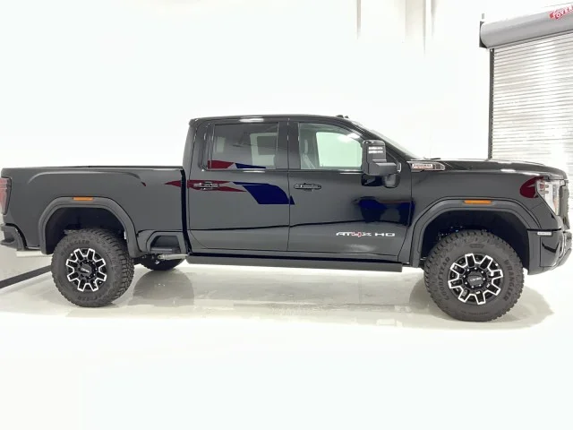 New 2026 Onyx Black GMC AT4X image 3