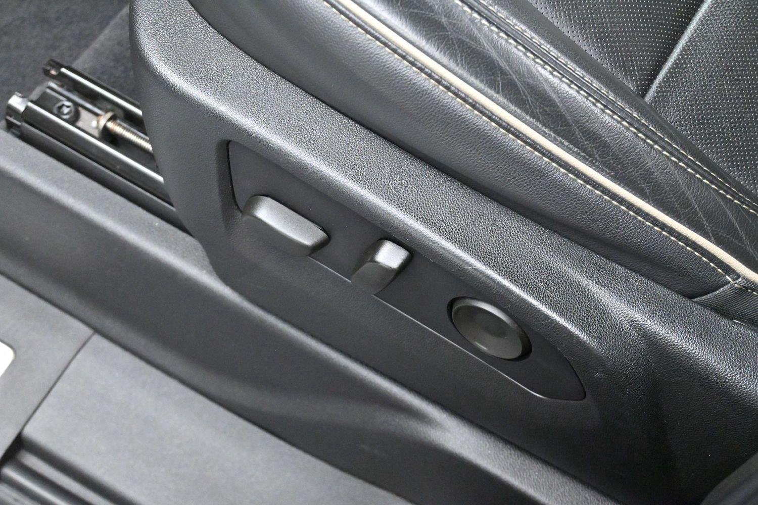 Used 2021 Shadow Gray Metallic Chevrolet Premier image 14