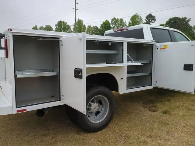 New 2026 Summit White GMC Pro image 24