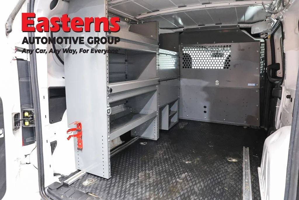 Used 2022 White Ram Base image 24