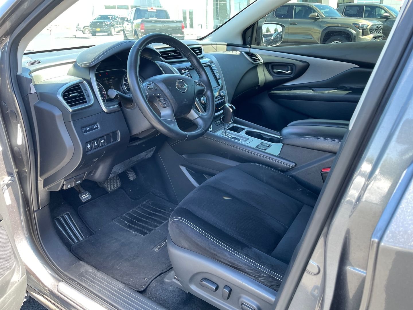 Used 2019 Silver Nissan SV image 9