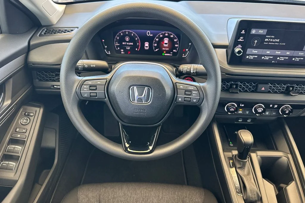 New 2026 Meteorite Gray Metallic Honda LX image 16