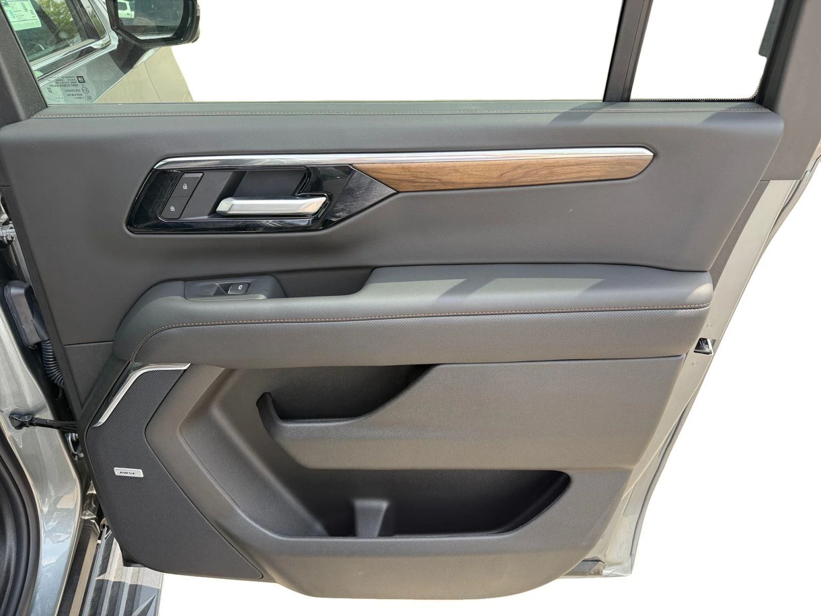 2026 Chevrolet Suburban High Country - Photo 15