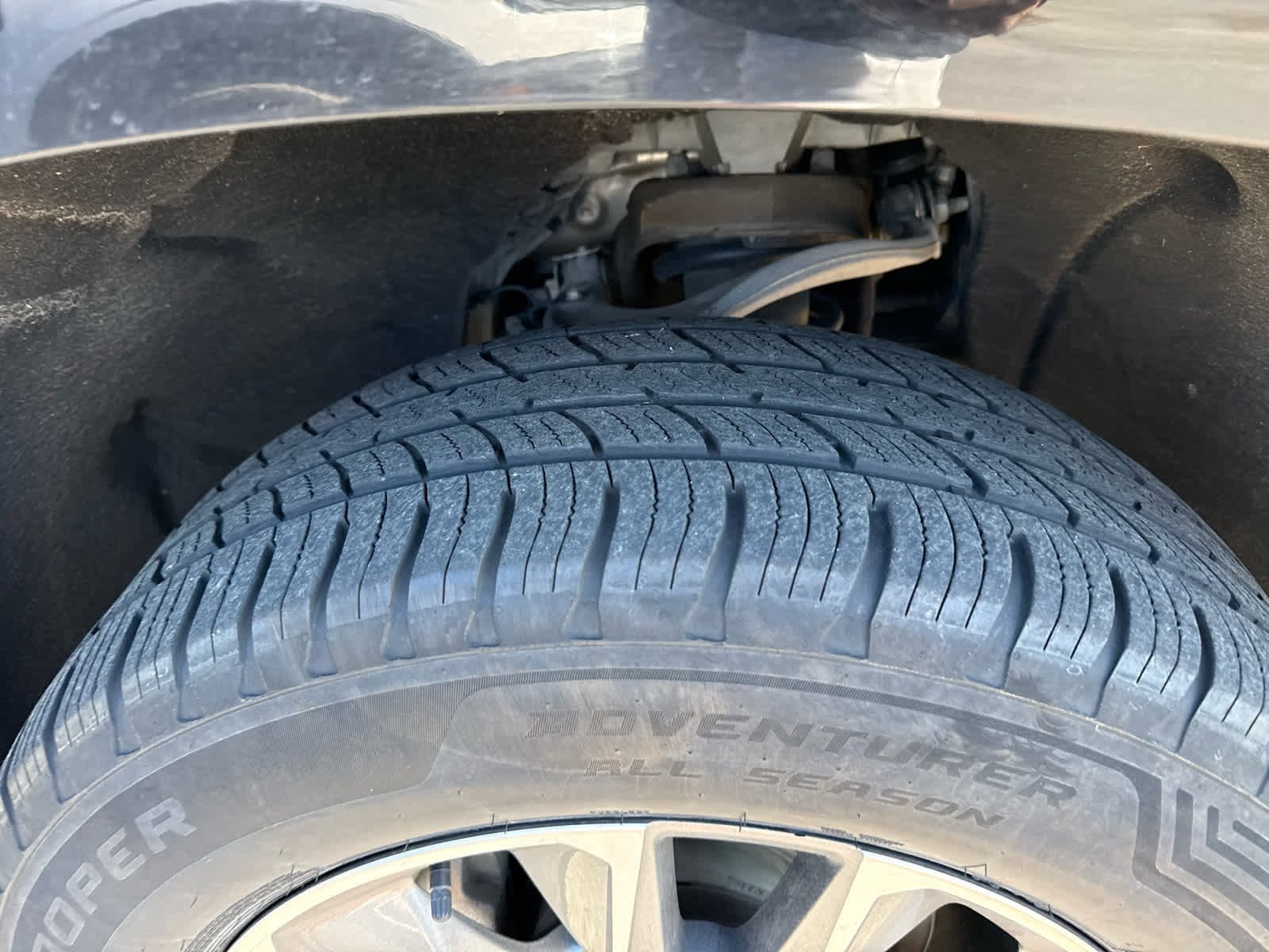 Used 2020 Chevrolet Silverado 1500 LT with VIN 1GCUYDEDXLZ111569 for sale in Little Rock