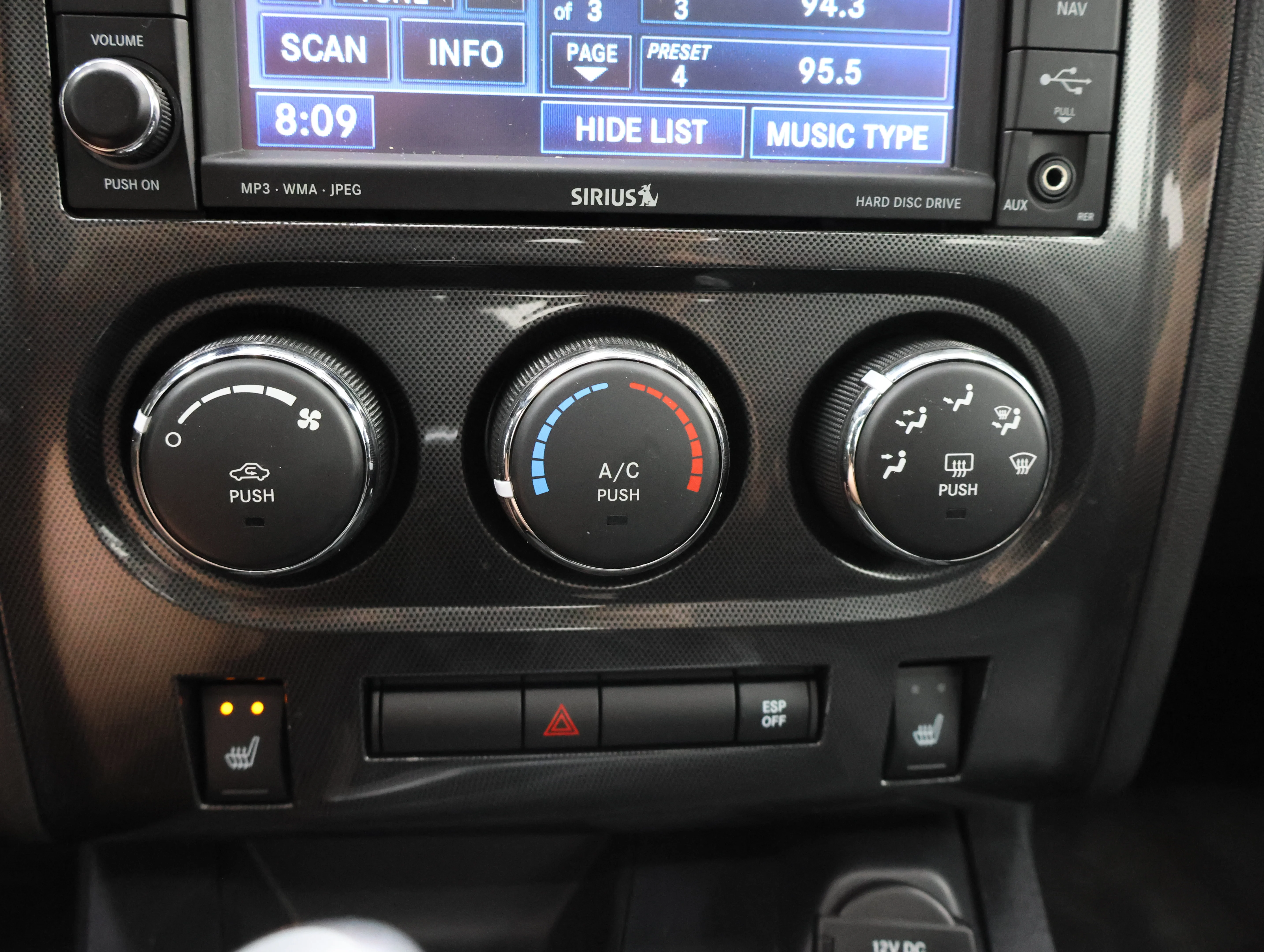Used 2010 Torred Dodge R/T image 38