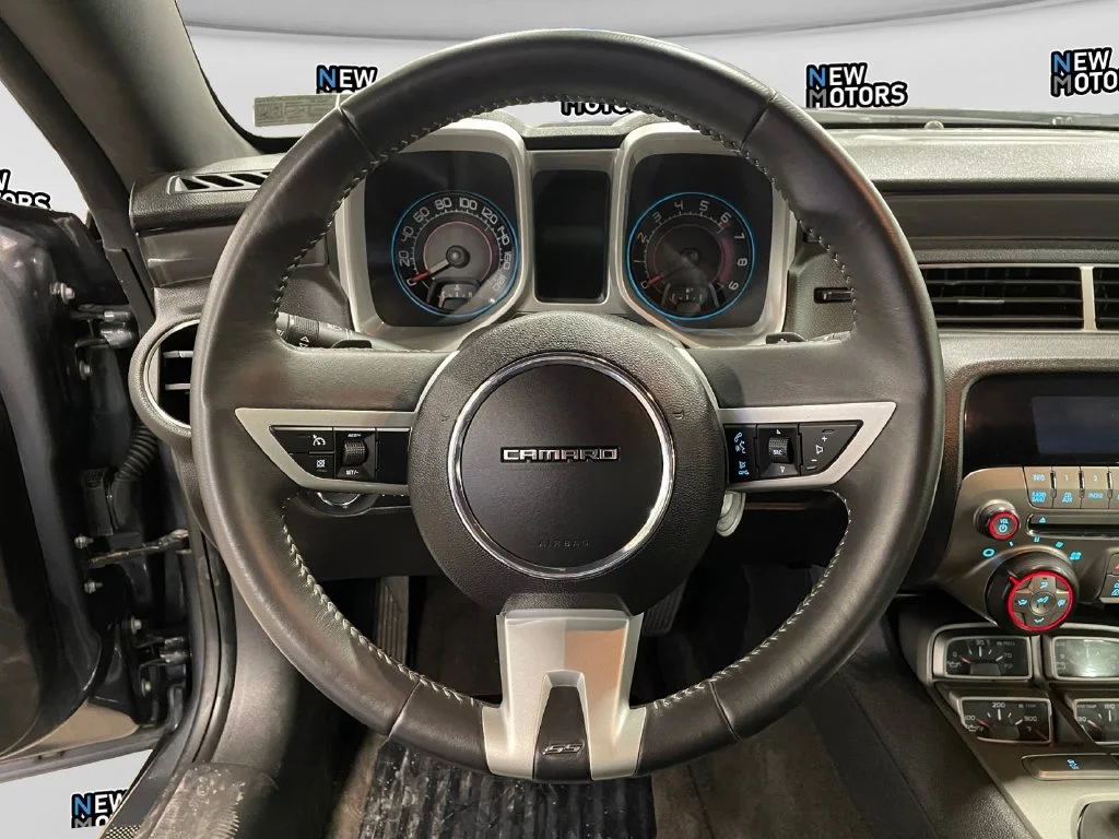 Used 2010 Cyber Gray Metallic Chevrolet SS image 12