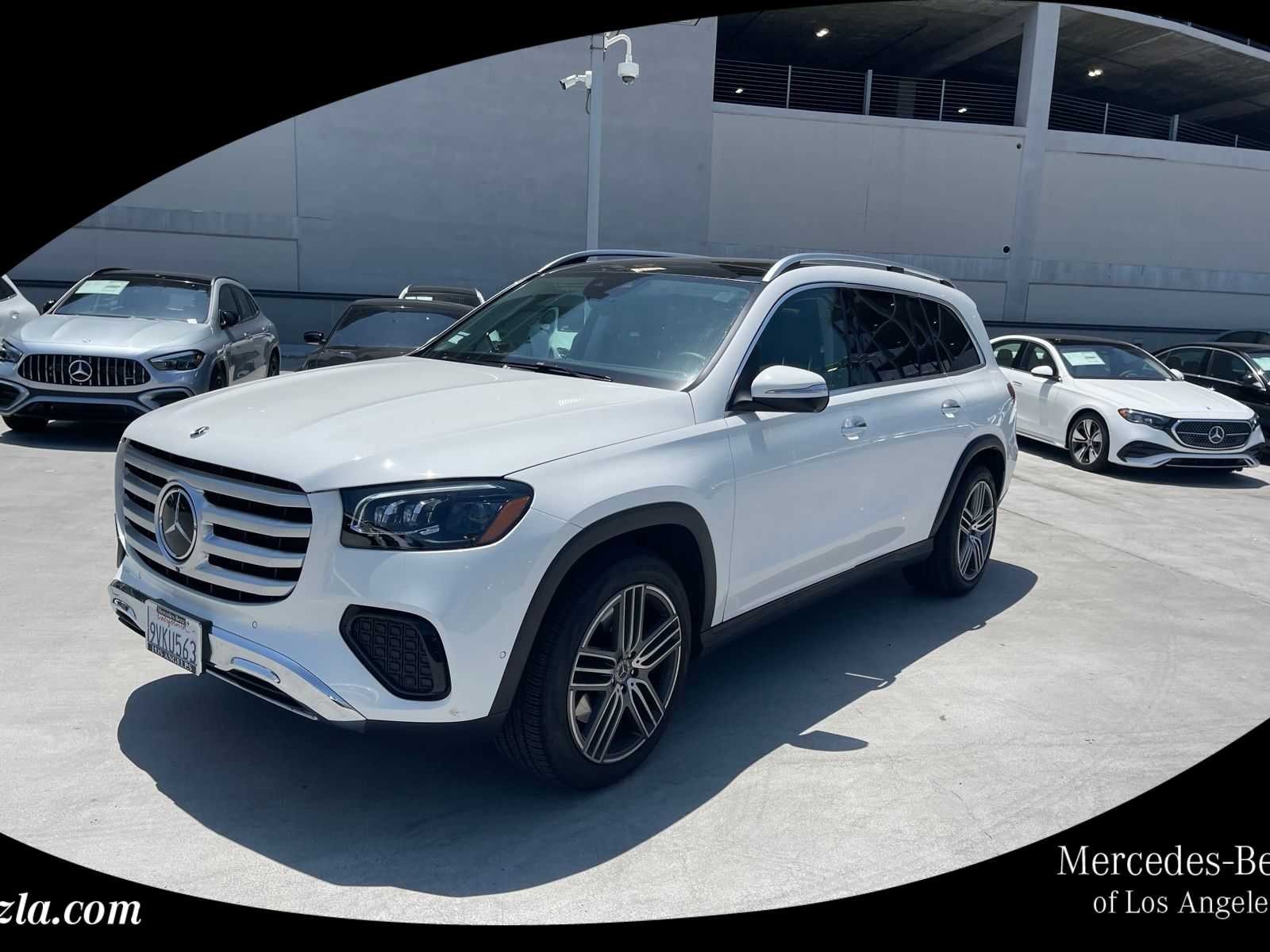 2026 Mercedes-Benz GLS's photo