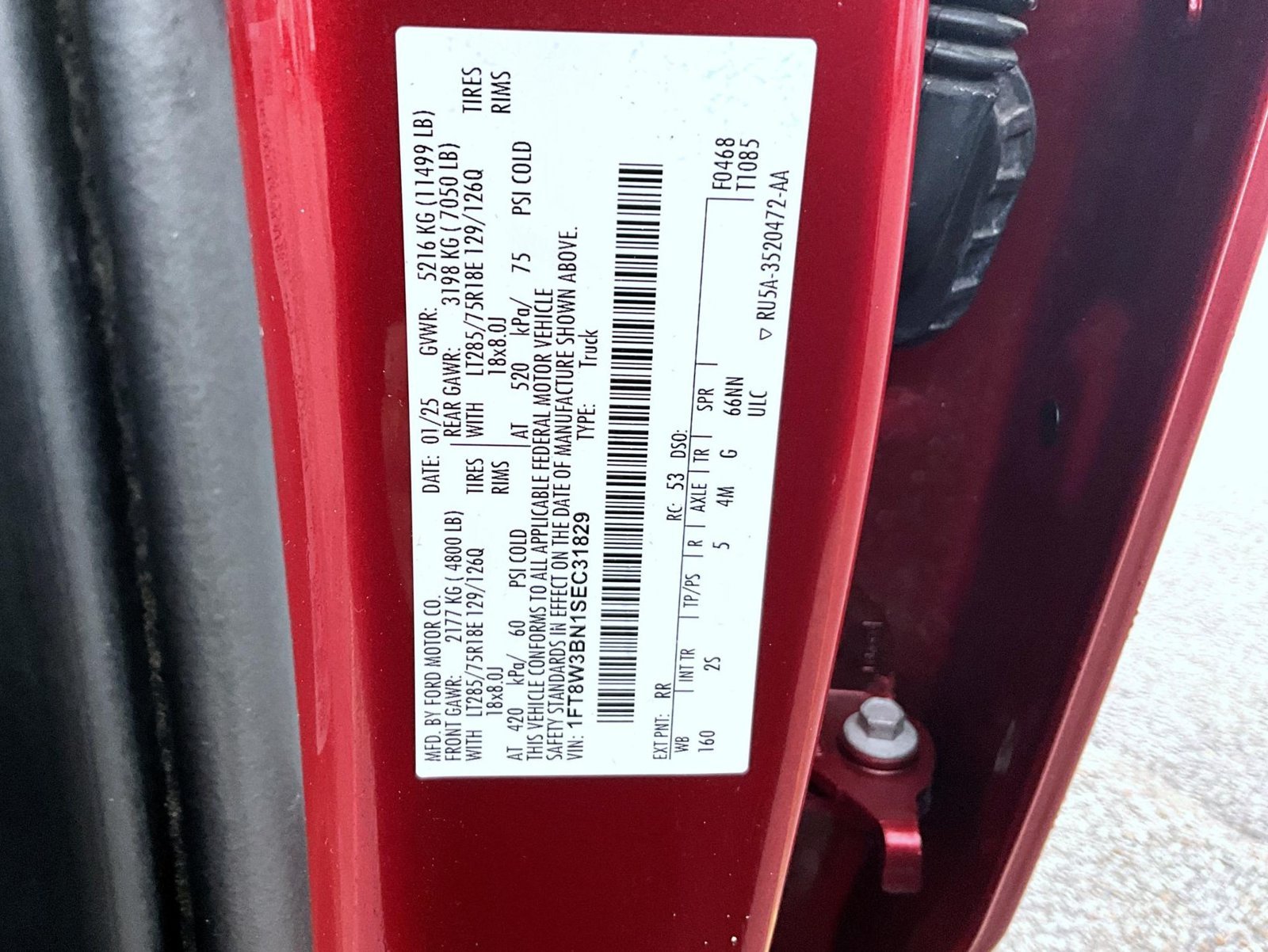 Used 2025 Red Ford XLT image 28