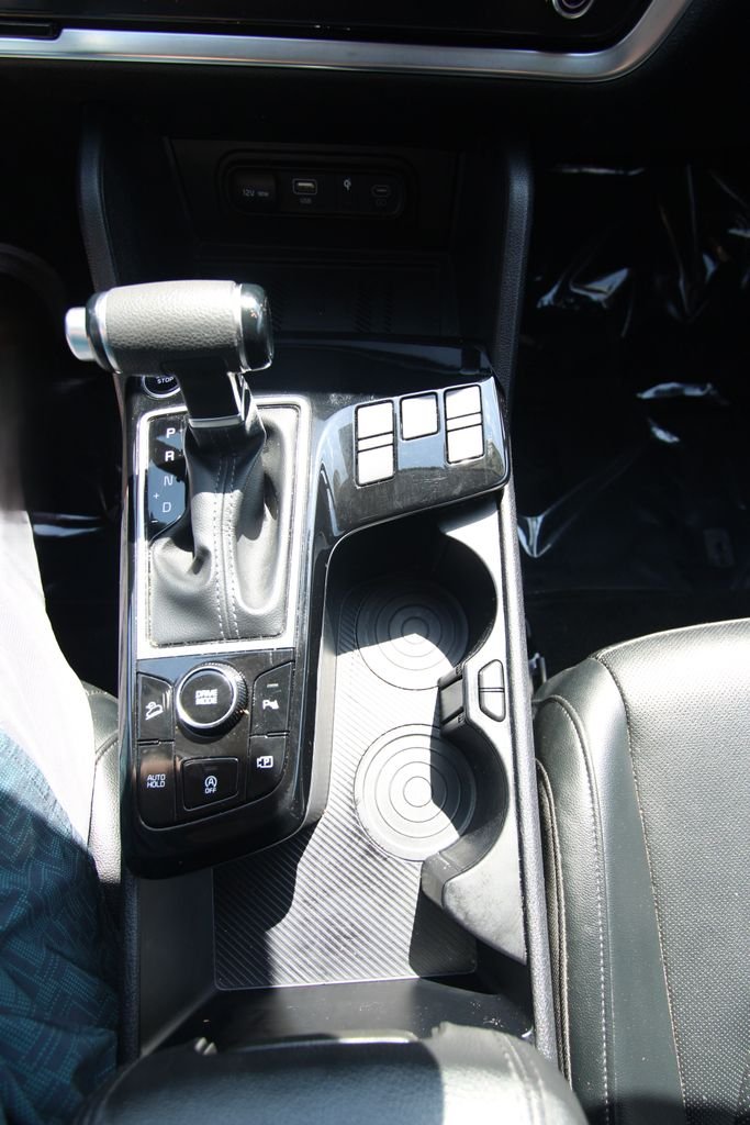 Used 2024 White Kia EX image 24