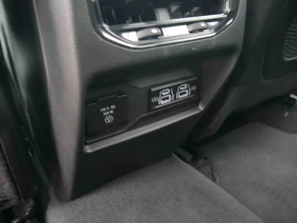 Certified Used 2024 Black Jeep Altitude X image 12