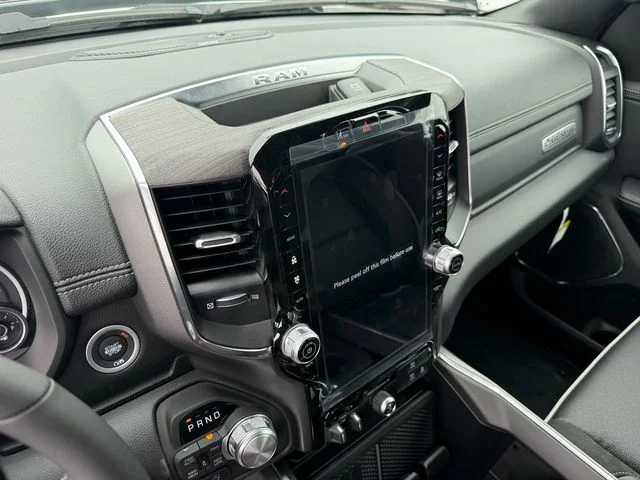 New 2026 Bright White Clear-Coat Exterior Paint RAM Laramie image 21
