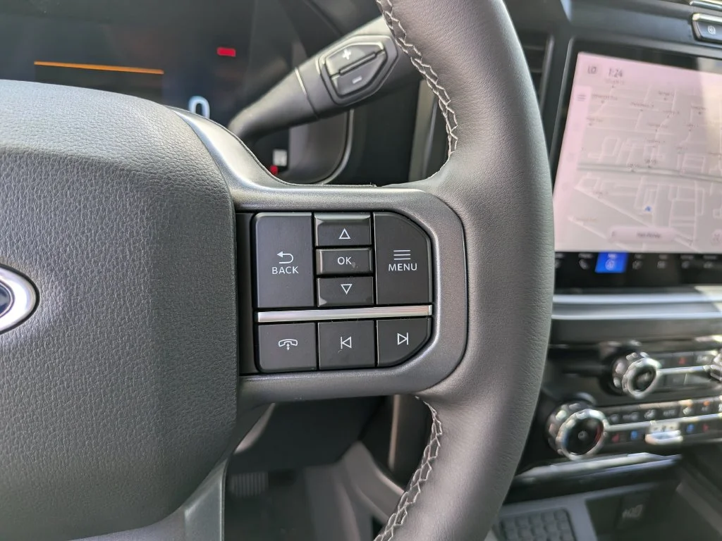 New 2026 Glacier Gray Metallic Tri-Coat Ford F-250® Lariat® image 33