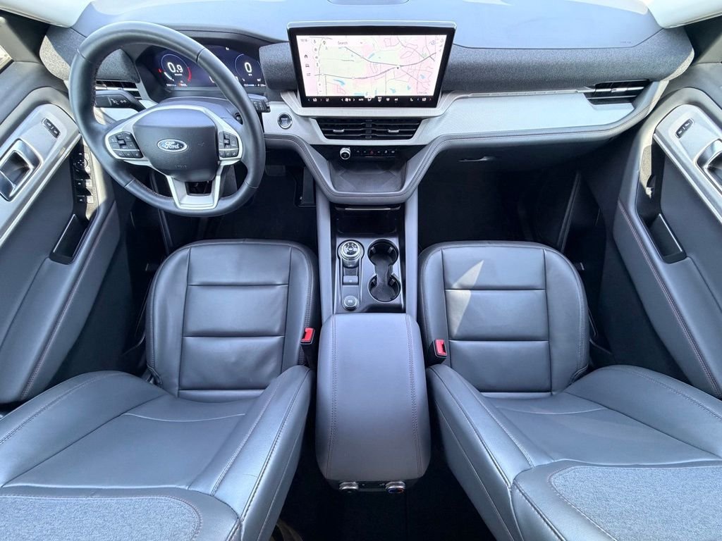 Used 2025 White Ford Active image 22