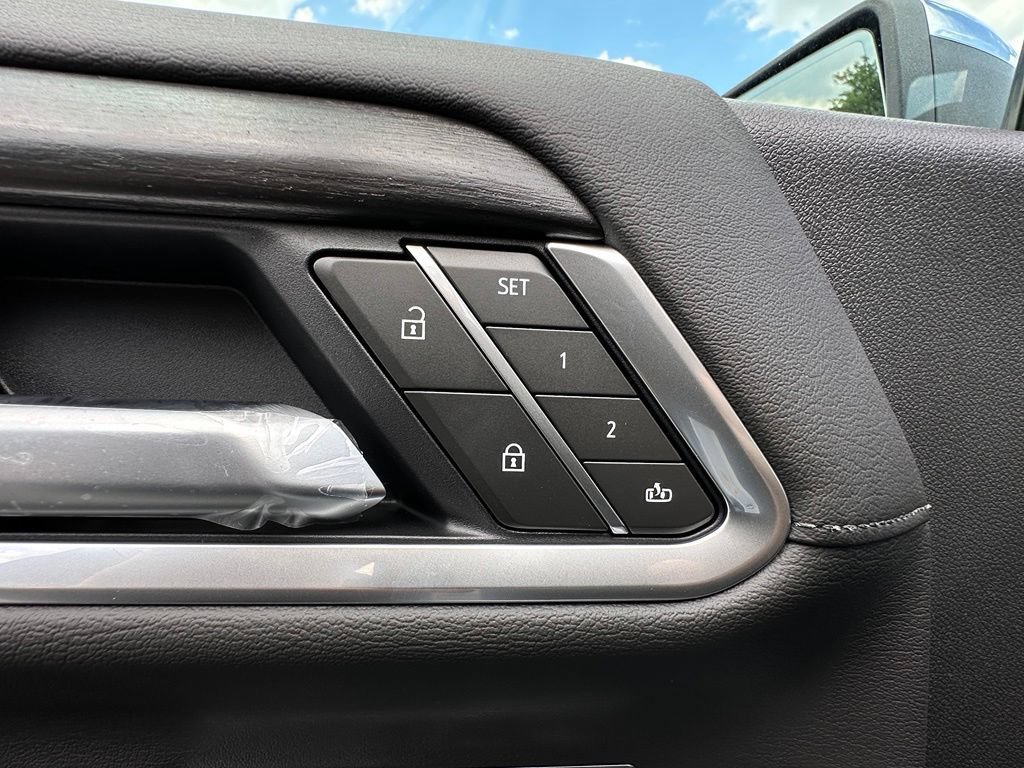 New 2026 Glacier White Tricoat GMC Denali image 20
