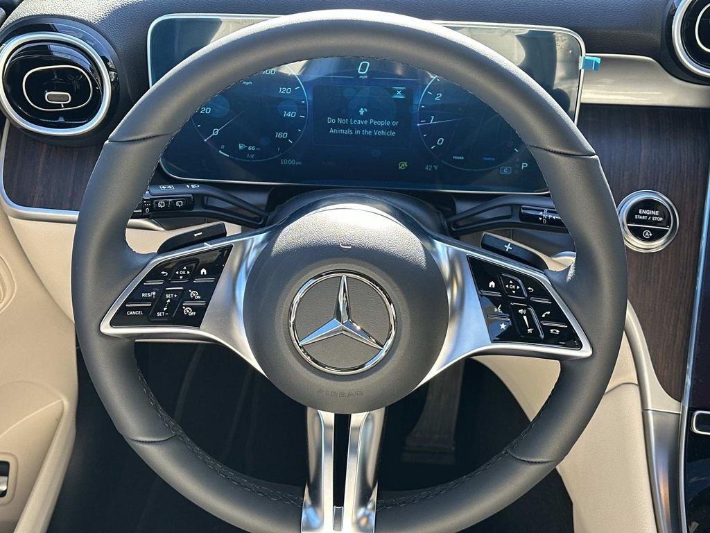 Used 2026 Polar White Mercedes-Benz GLC 300 image 22