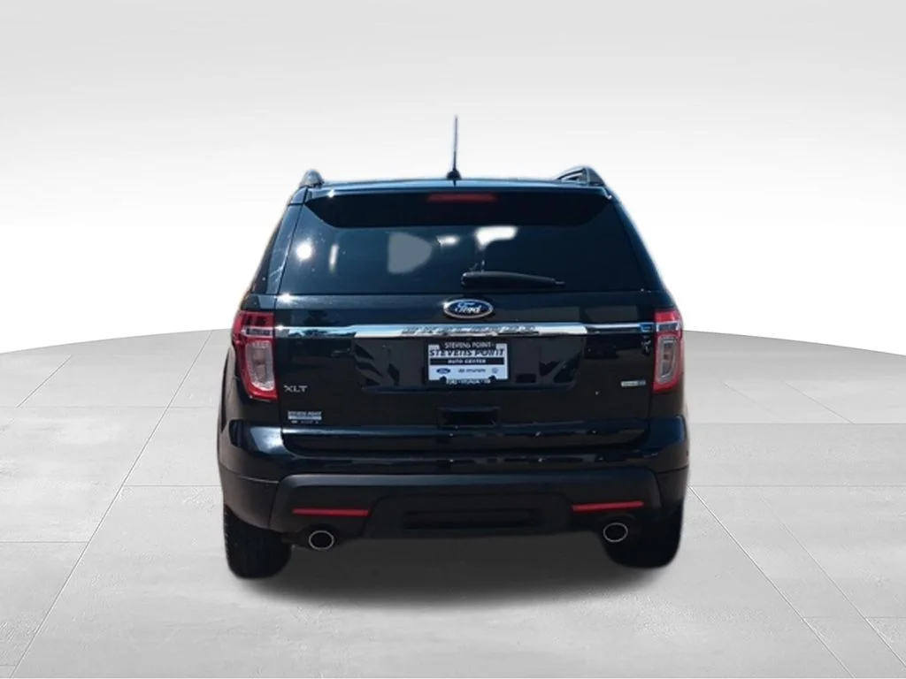 Used 2014 Tuxedo Black Metallic Ford XLT image 6