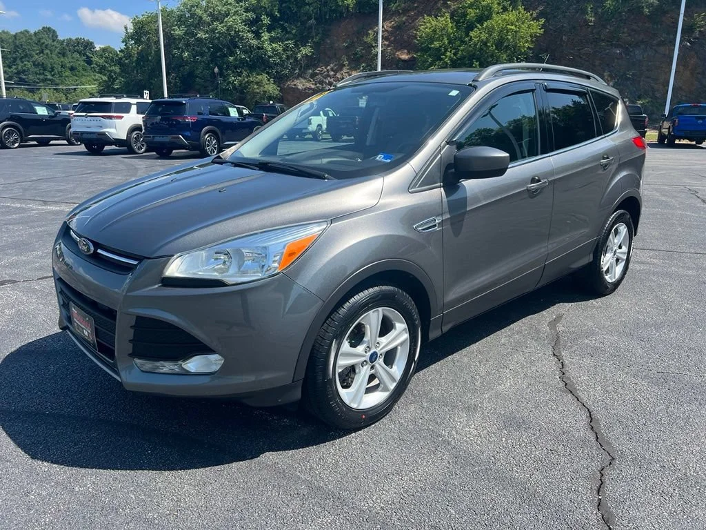 Used 2014 Sterling Gray Metall Ford SE image 5