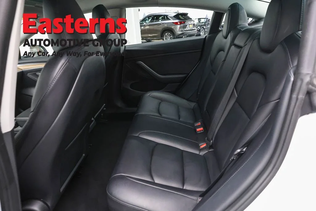 Used 2023 White Tesla Base image 15