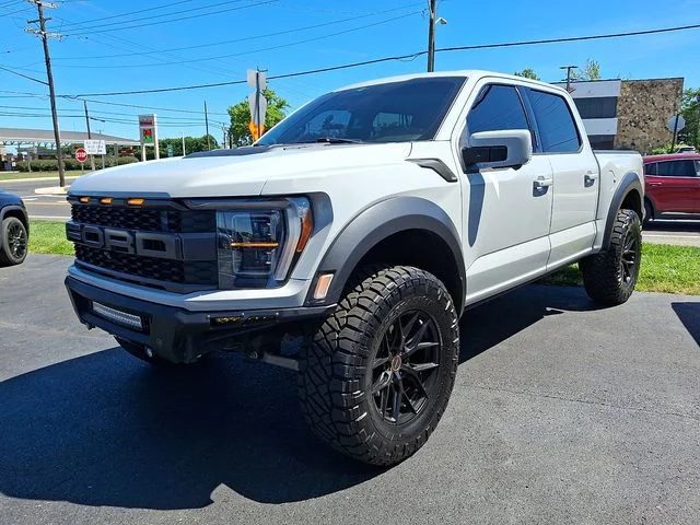 Used 2023 White Ford Raptor image 3