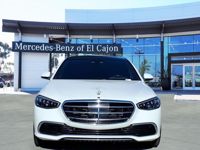Certified Used 2024 White Mercedes-Benz S 580 image 2