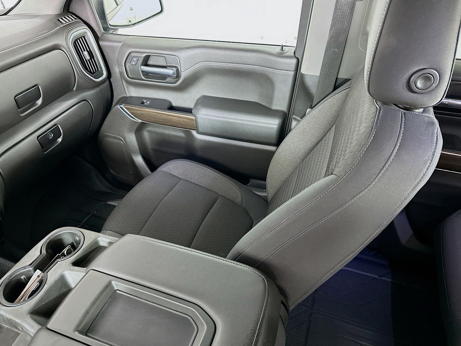Used 2019 Summit White Chevrolet LT Trail Boss image 27