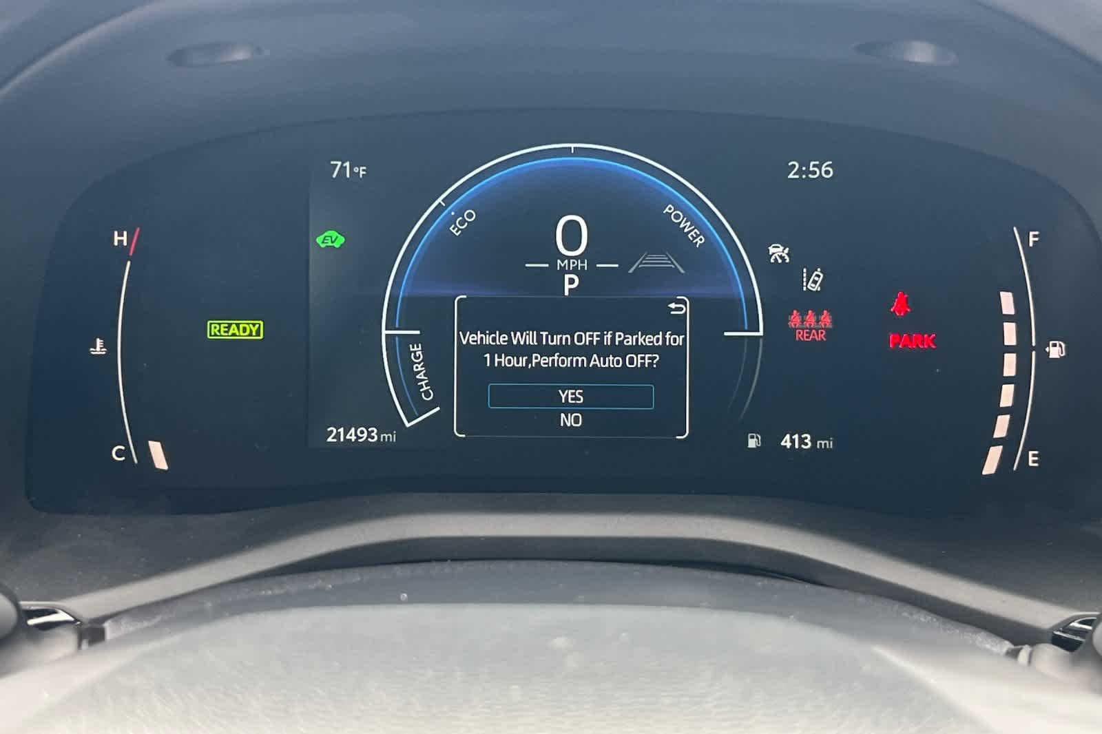 2025 Toyota Camry LE - Photo 23