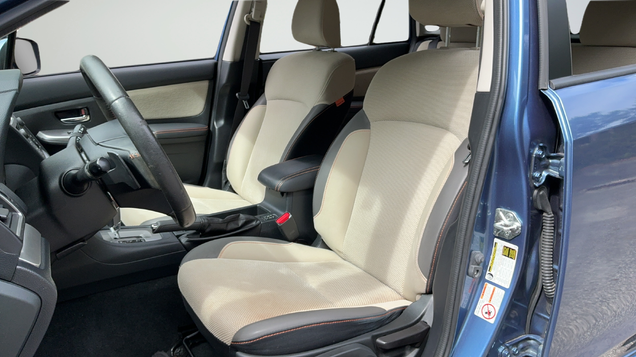 Used 2016 Blue Subaru 2.0i Premium image 17
