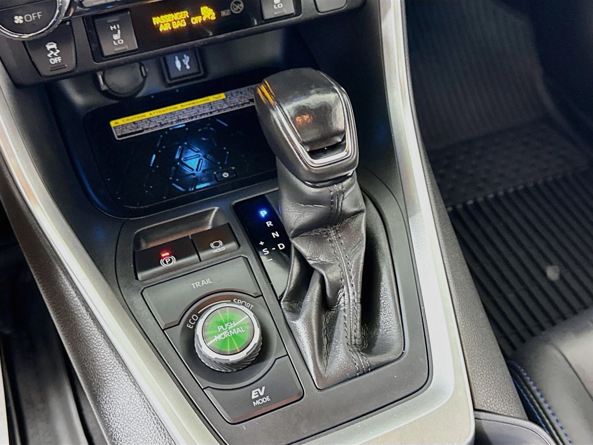 Used 2019 Silver Sky Metallic Toyota Hybrid XSE image 17