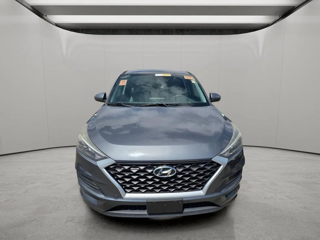 Used 2019 Coliseum Gray Hyundai SE image 16