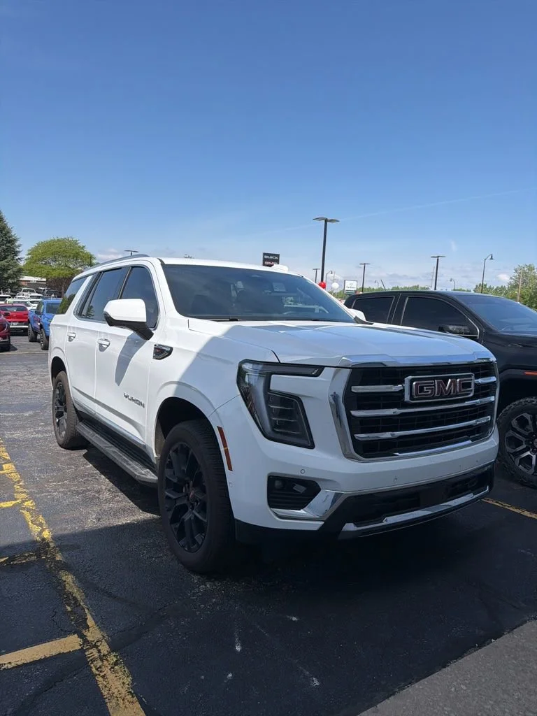2026 GMC Yukon 4WD Elevation's photo