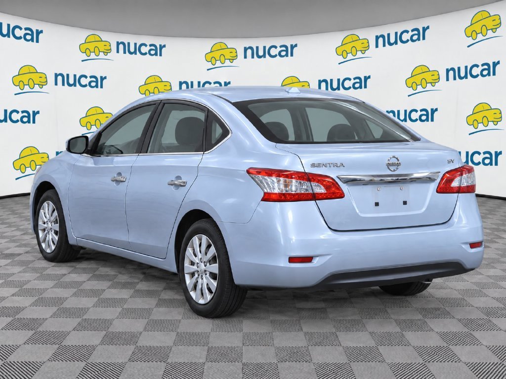 Used 2015 Silver Nissan SV image 3