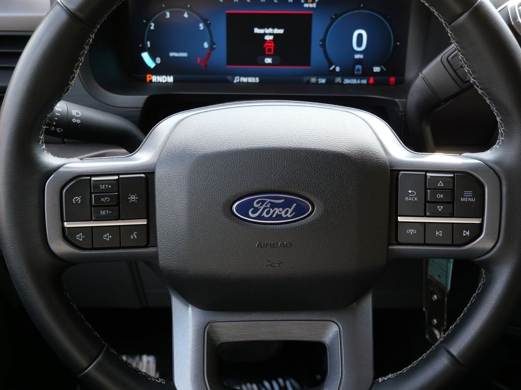 Used 2025 Silver Ford XLT image 19