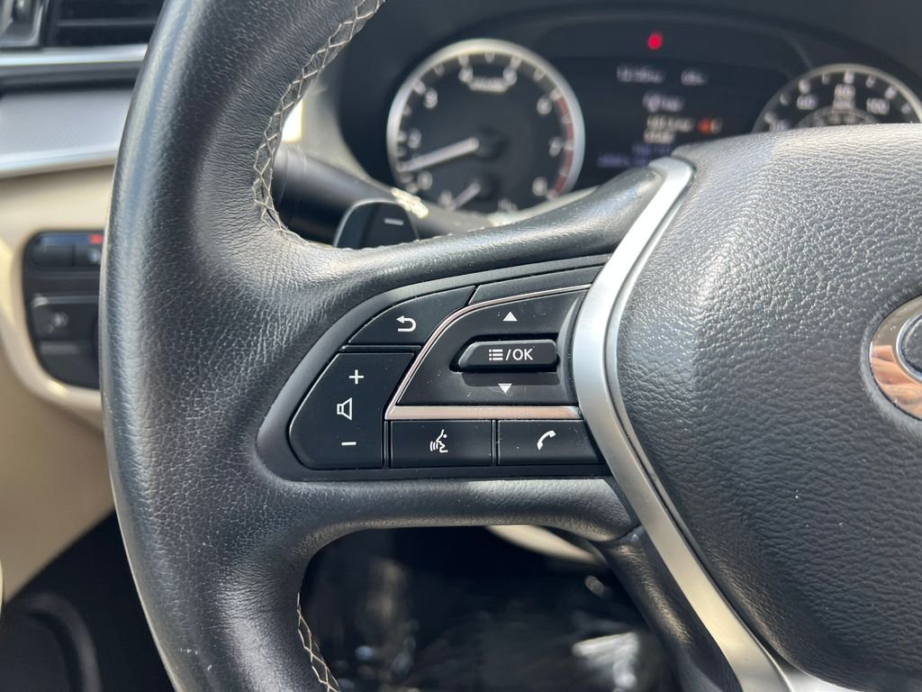 Used 2020 Gray INFINITI LUXE image 21