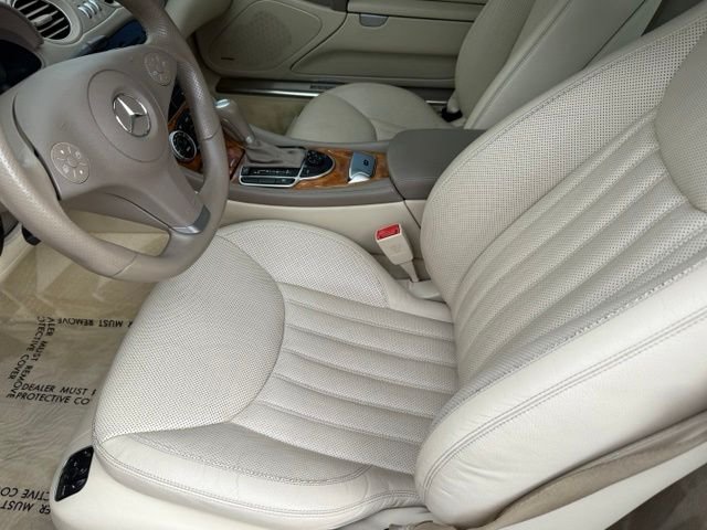 Used 2012  Mercedes-Benz SL 550 image 11
