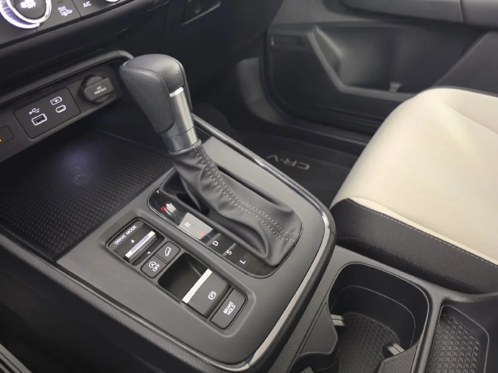 2025 Honda CR-V EX - Photo 18