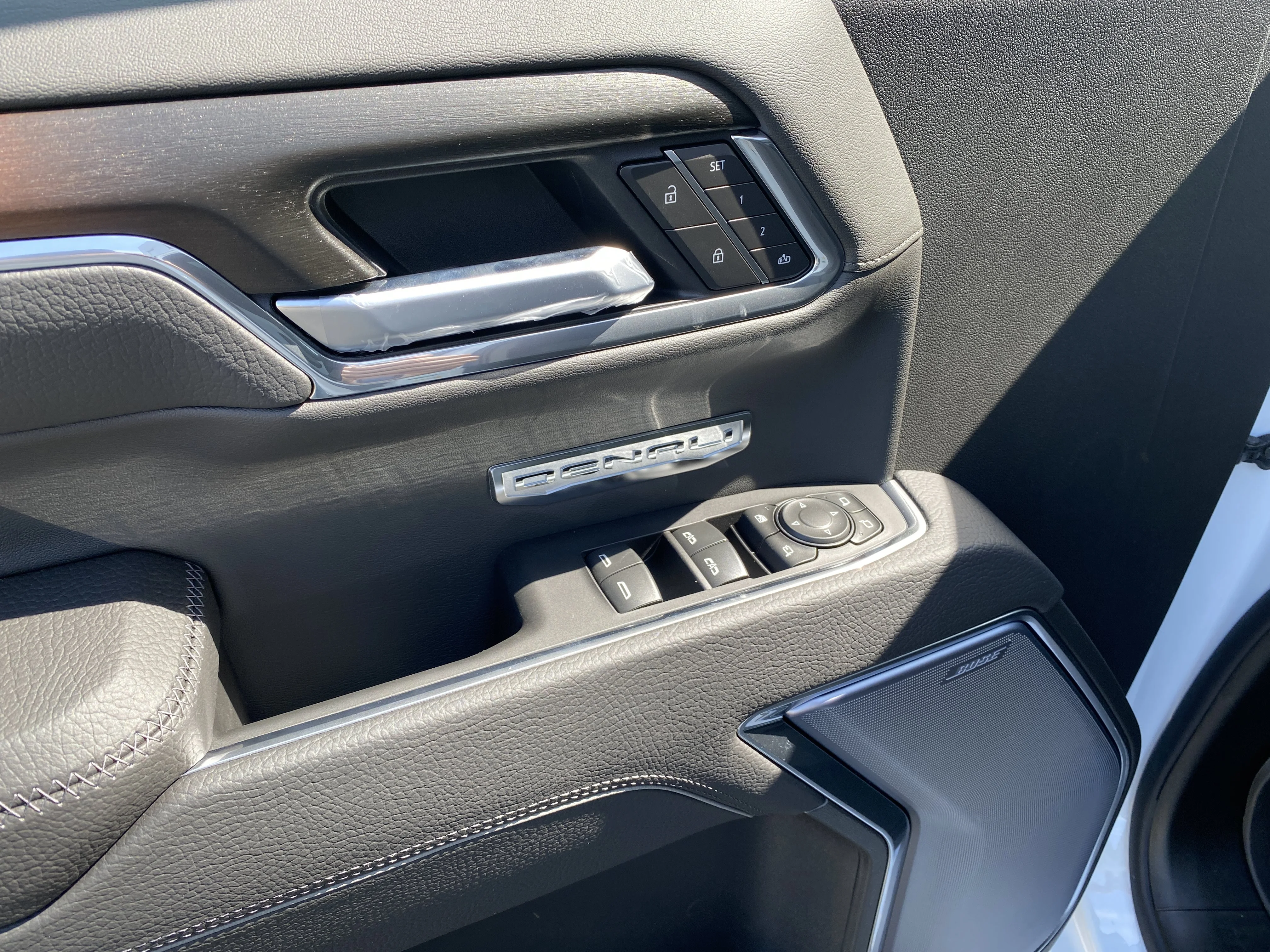 New 2026 GLACIER WHITE TRICOAT GMC Denali image 26