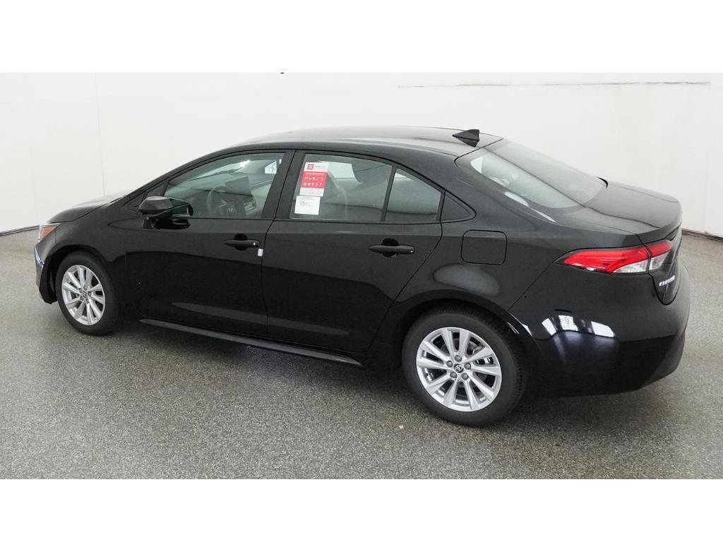 New 2026 Midnight Black Metallic Toyota LE image 4