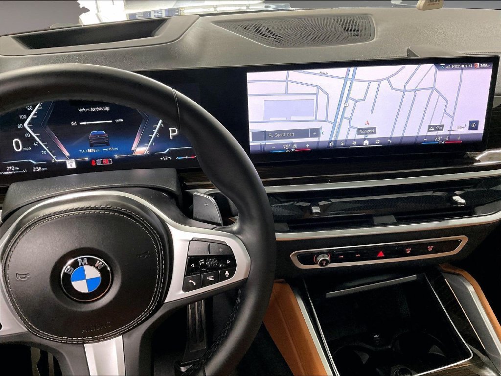 Used 2024 Black BMW xDrive40i image 19