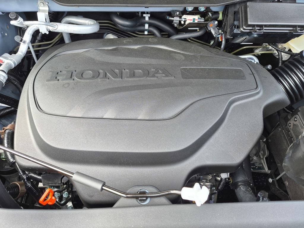 New 2026 Sonic Gray Pearl Honda Black Edition image 8