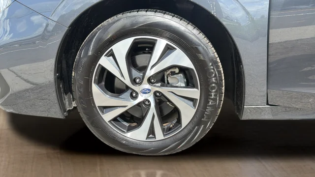 Used 2025 Gray Subaru Premium image 27