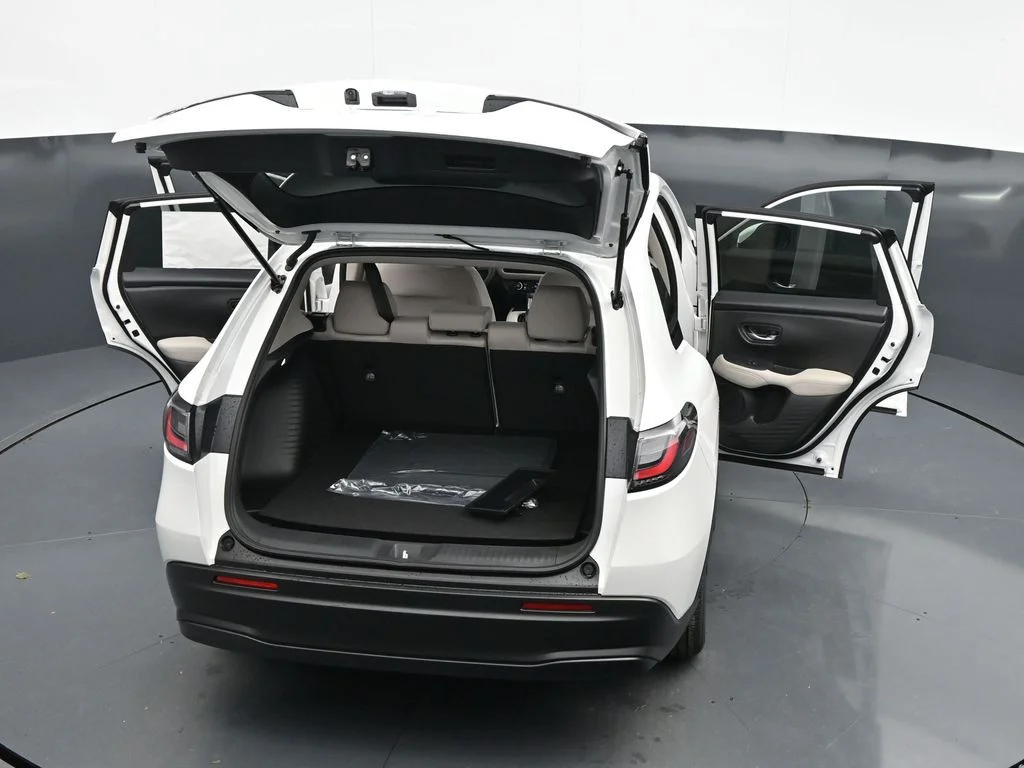 New 2027 Platinum White Pearl Honda LX image 36