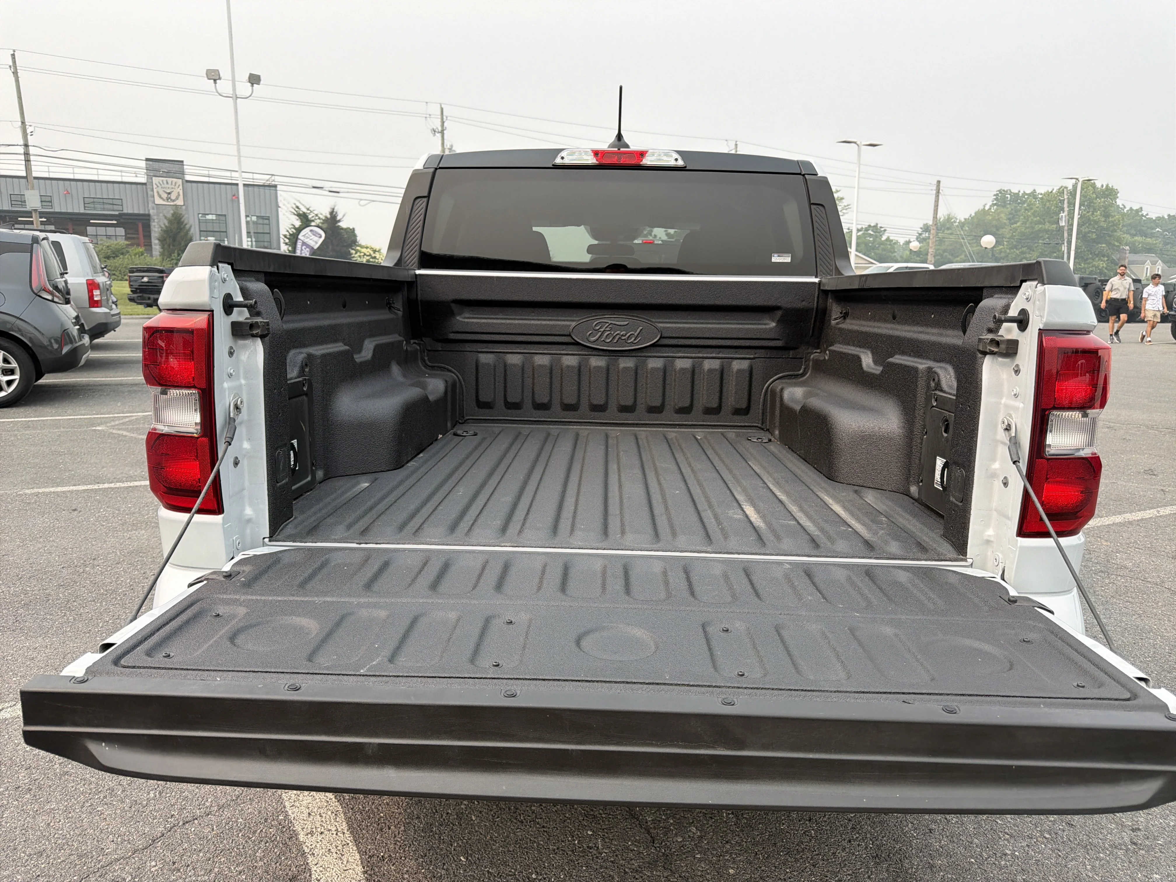 Used 2026 White Metallic Ford Lobo Standard image 5