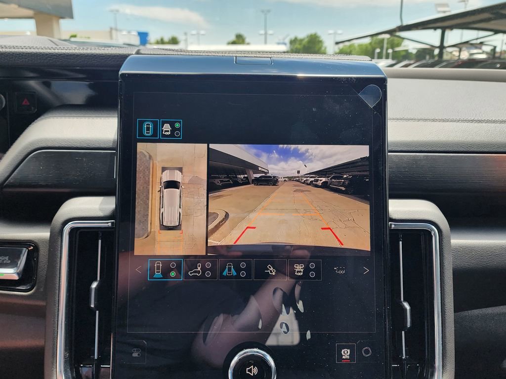 2026 GMC Yukon XL Denali - Photo 32